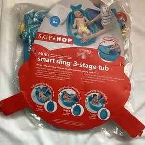 Skip Hop Blue Smart Sling 3-Stage Tub